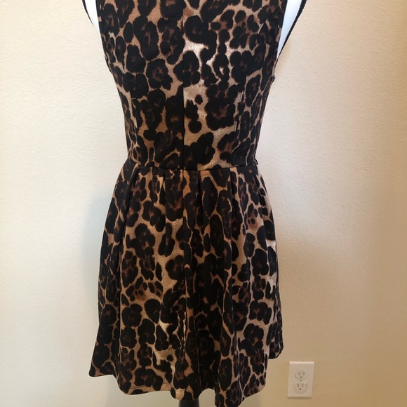 Leopard Print Skater Style Dress - Picture 4 of 6